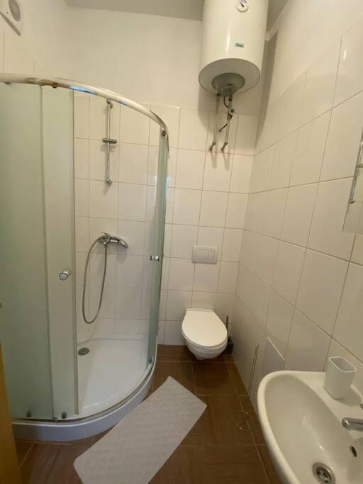 Cozy 1 Bedroom Studio In The Center Of Pilsen Экстерьер фото